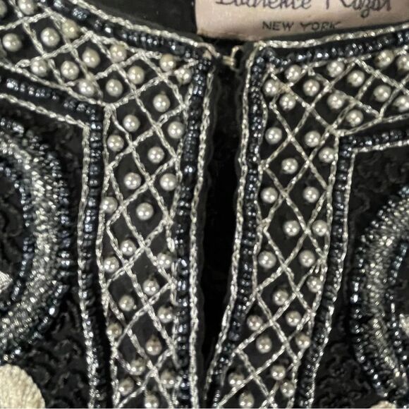 Laurence Kazar Black and White Floral Blazer - Picture 11 of 16